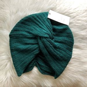*PRICE DROP* Gorgeous Emerald Turban Style Hat